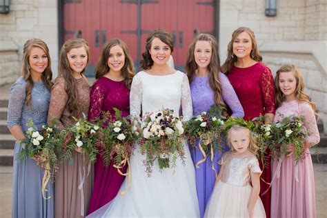 Think duggar fans were upset to see jinger carrying a gun? Best Bridesmaids Style? : CountingOn