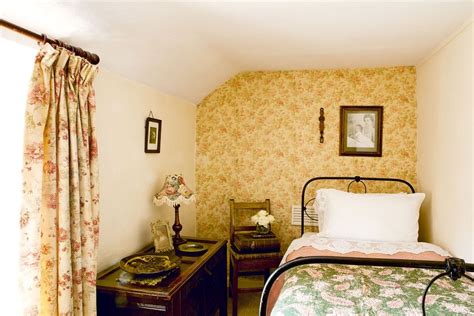 Floral Bedroom In A Welsh Cottage Home Bedroom Bedroom Interior House