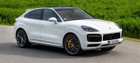 Tap the video to watch the race. Porsche Cayenne Coupe 2020 Review, Specs, Performance & Price