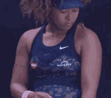Discover and share the best gifs on tenor. Naomi Osaka 大坂なおみ 取材 GIF - NaomiOsaka Tennis - Descubre ...