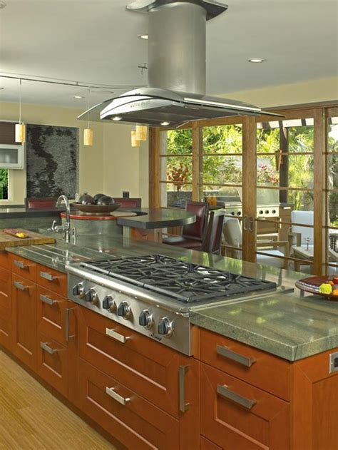 After choosing the very best alternative for your kitchen island space from our range of top 10 kitchen island trends, also consider our kitchen area island illumination options to complete the appearance. Tour the Top 10 Amazing Kitchens : Rooms : Home & Garden ...