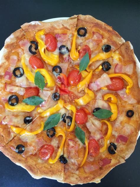 Overhead Homemade Pizza Crispy Crust Stock Image Image Of Yellow