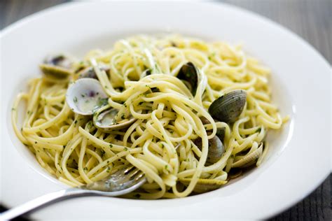 Linguine Con Vongole Recipe Food Republic