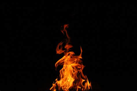 Bitcoin and the wider cryptocurrency market, including ethereum, ripple's xrp and cardano, were hit by a sudden flash crash early sunday morning, tanking prices (though elon musk's fav crypto. Analysts: XRP to See Final Capitulation After Crashing ...
