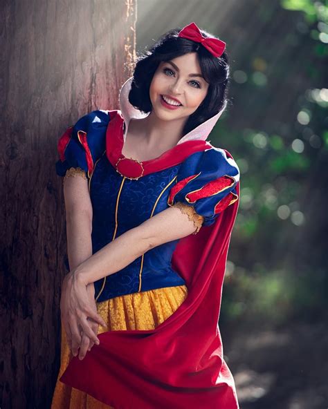 pin by katherine smith on classic snow white cosplay snow white snow white cosplay disney