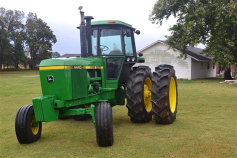 John triple link this pdf book incorporate wiring diagram for john deere 5200 tractor information. John Deere 4440 Tractor Maintenance Guide & Parts List