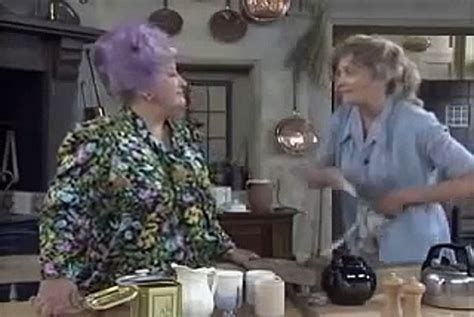 Grace And Favour Are You Being Served Again S02e01 Video Dailymotion