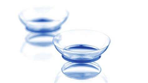 Doctor Finds 27 Contact Lenses Lost In Woman S Eye British Medical