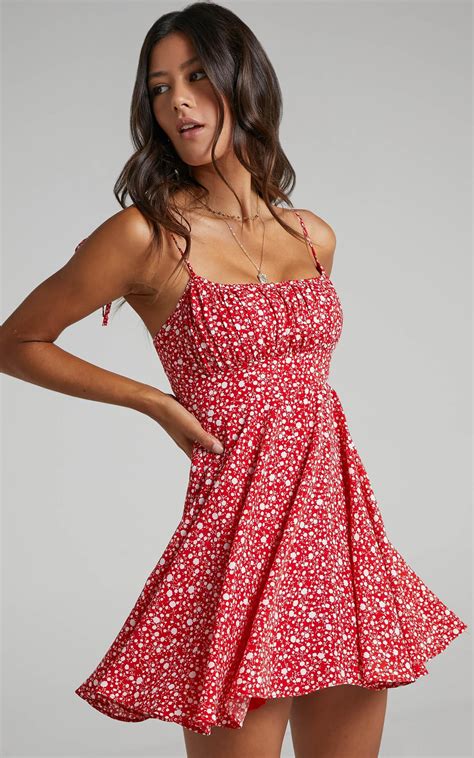 summer jam sweetheart mini dress in red floral print showpo