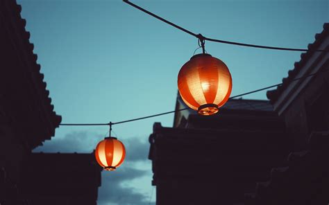 Download Wallpaper 3840x2400 Chinese Lanterns Night Buildings Sky 4k