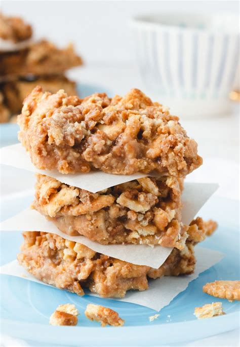 These Toffee Bars Are Sweet And Salty Only Use 3 Ingredients And Only Need 15 Minutes Of Your