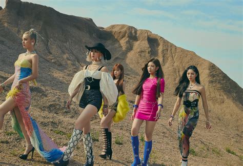 Translation of 'not shy' by itzy (있지) from english, korean to english (version #2). ITZY Not Shy Concept Photos (HD/HQ/HR) - K-Pop Database ...