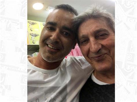 הכותבים מייצגים רק את עצמם. אהבנו, איש הסלולר תומר גואטה ורמי מגן תפסו שמש בצהרי היום ...