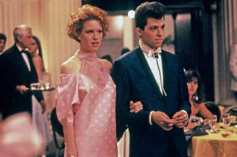 Molly Ringwald On The Hunt For Pretty In Pink Prom Dress