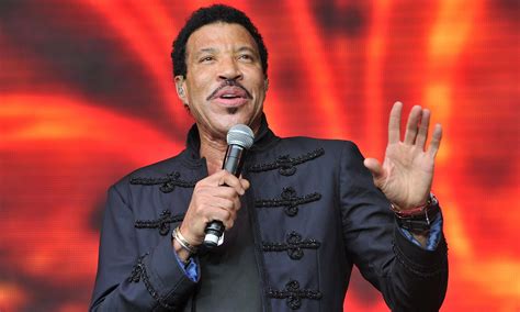 Lionel Richie Wallpapers Images Photos Pictures Backgrounds