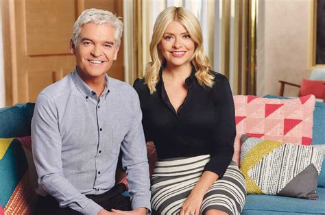 Holly Willoughby And Phillip Schofield On Being Friends Off Screen And This Morning Daily Star