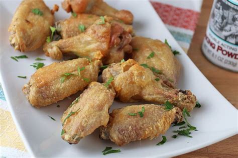 Combine flour, paprika, garlic powder, and salt & pepper in a mixing bowl. Perfectly Crisp Baked Chicken Wings Recipe with chicken ...