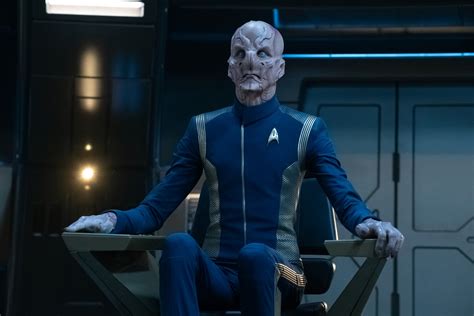 Jonathan Frakes And ‘star Trek Discovery Actors Talk “people Of Earth” And Whats Next For