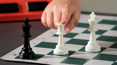 Solve Checkmate Puzzles And Improve Your Chess Chess