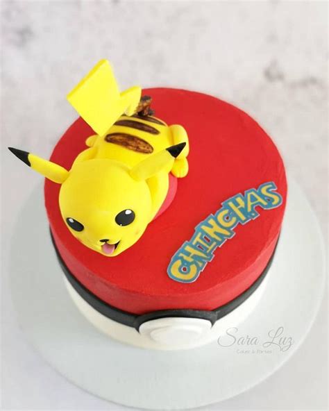 Pokémon Ball Cake Cake By Sara Luz Cakesdecor