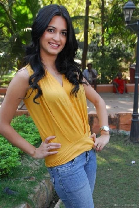 Kriti Kharbanda Hot In Yellow Dress Kriti Kharbanda Women Actresses