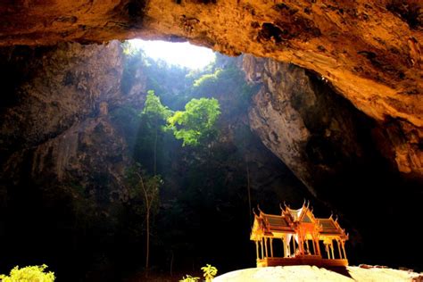 The Phraya Nakhon Cave Jurassic Mountain Resort