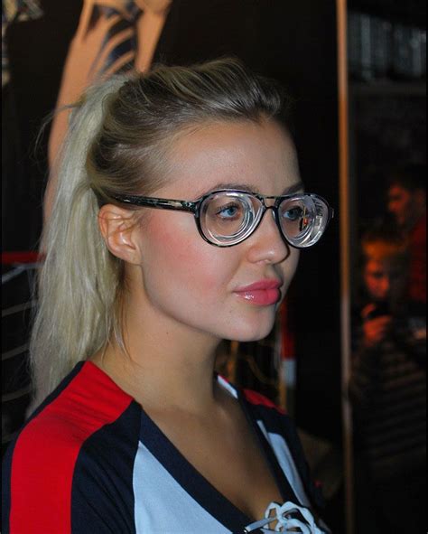 N328 By Avtaar222 On Deviantart Geek Glasses Beauty Girl Girls With