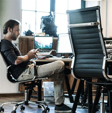 So braucht es fachkenntnisse, um den herausforderungen des onlinehandels erfolgreich bewältigen zu. Wir! E-Commerce Experten für Onlineshop Entwicklung ...