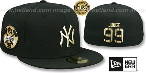 New York Yankees Judge All Rise Gold Metal Badge Black