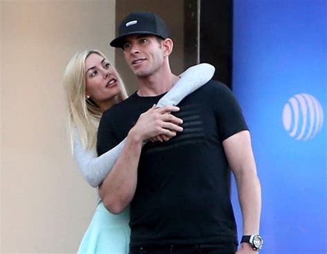 August 2019 Pda From Tarek El Moussa And Heather Rae Young Romance Rewind E News