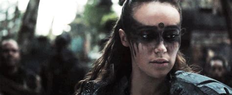 Alycia Debnam Carey Commander Lexa  Find And Share On Giphy