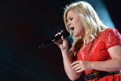 Access knowledge, insights and opportunities. News Roundup - Kelly Clarkson Talks New Album, Chris Young ...