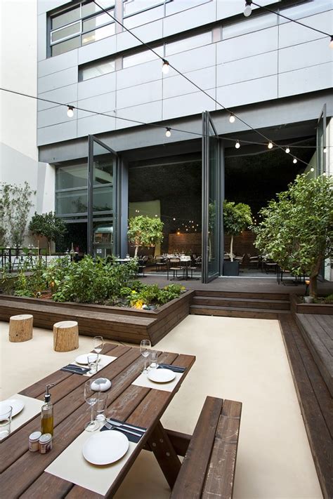 48 Urban Garden Restaurant In Athens By Ak A