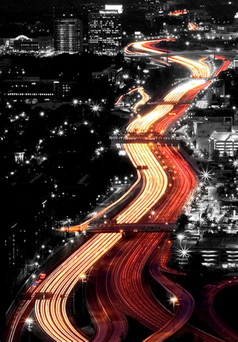 16 Great Examples Of Blurry Night Traffic Photography
