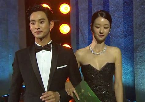 As you know previously, according to seo ye ji's share, she always considered kim soo hyun as a respectable senior, being able to work with him is a blessing not only that, before that kim soo hyun and seo ye ji signed a management contract with a newly established company called gold medalist. Les acteurs Kim Soo Hyun et Seo Ye Ji sont à l'honneur ...