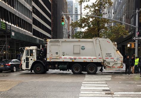 New York City Department Of Sanitation In Manhattan New Flickr