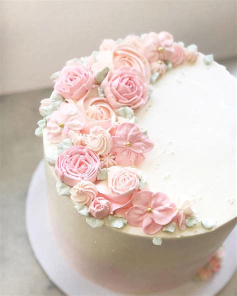 The Most Darling Pink Floral Crescent Cake A Super Big Thank