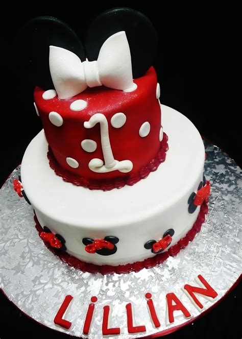 Baking With Roxanas Cakes Minnie Mouse Themed Cake