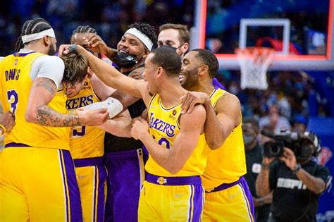 Reaves Last Second Trey Lifts Lakers Past Mavericks Abs Cbn News