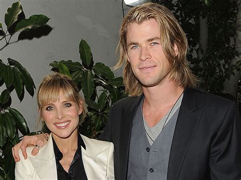 Chris Hemsworth And Wife Expecting First Child Cbs News