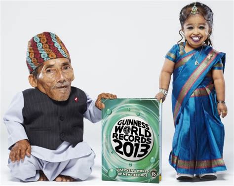 Worlds Shortest Man And Woman Meet For The First Time In History To