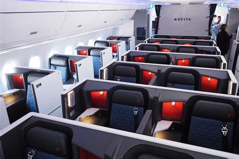 If Youre Looking To Book A Delta Award Flight Dont Reach For Your Skymiles First Instead