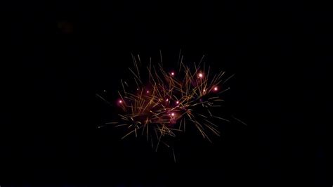 Feuerwerk And Brennendes Herz Zur Hochzeit • Flyfire