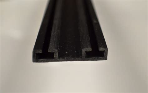 This retainer can be used in many other applications, edge of gates, sliding doors, entry doors and many other types of situations. GARAGE DOOR BOTTOM RETAINER