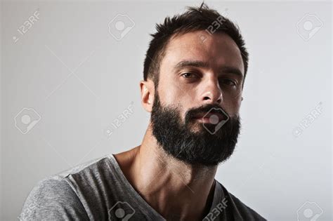 45152249 Close Up Portrait D Un Homme Barbu Beau Mystic Hair