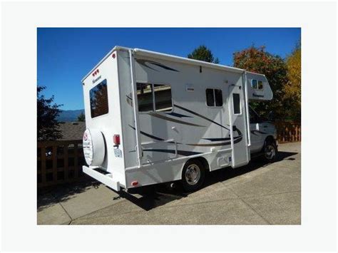 Price Reduced On 2011 20 Foot Class C Motorhome Outside