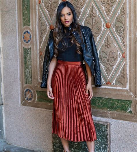 Satin Skirt Outfit Ideas 33 Stunning Looks Youll Love Vlrengbr