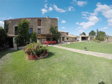 Hospedándote en una casa rural rústica totalmente reformada, con piscina y todas las comodidades, situada a un kilómetro escaso del municipio de horta de sant joan en pleno corazón de la naturaleza. Galeria Fotos | SENIADEDONPEDRO