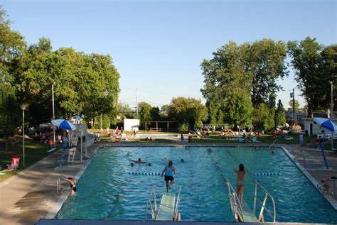 Nassau Swim Club In Princeton Offers End Of Summer Special ⋆ Princeton