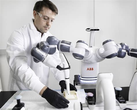 Humans And Robots Working Side By Side In The Hospital Of The Future Abb